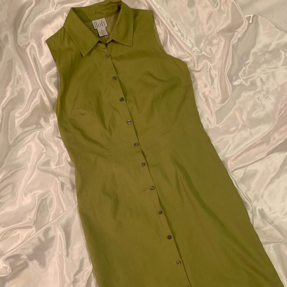 Ann Taylor Loft Olive-green Shirtdress size 2